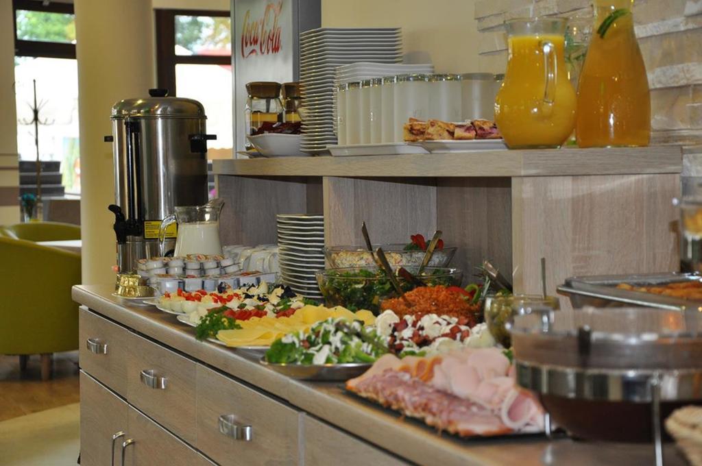Bed and Breakfast Azyl Ustronie Morskie Exterior foto